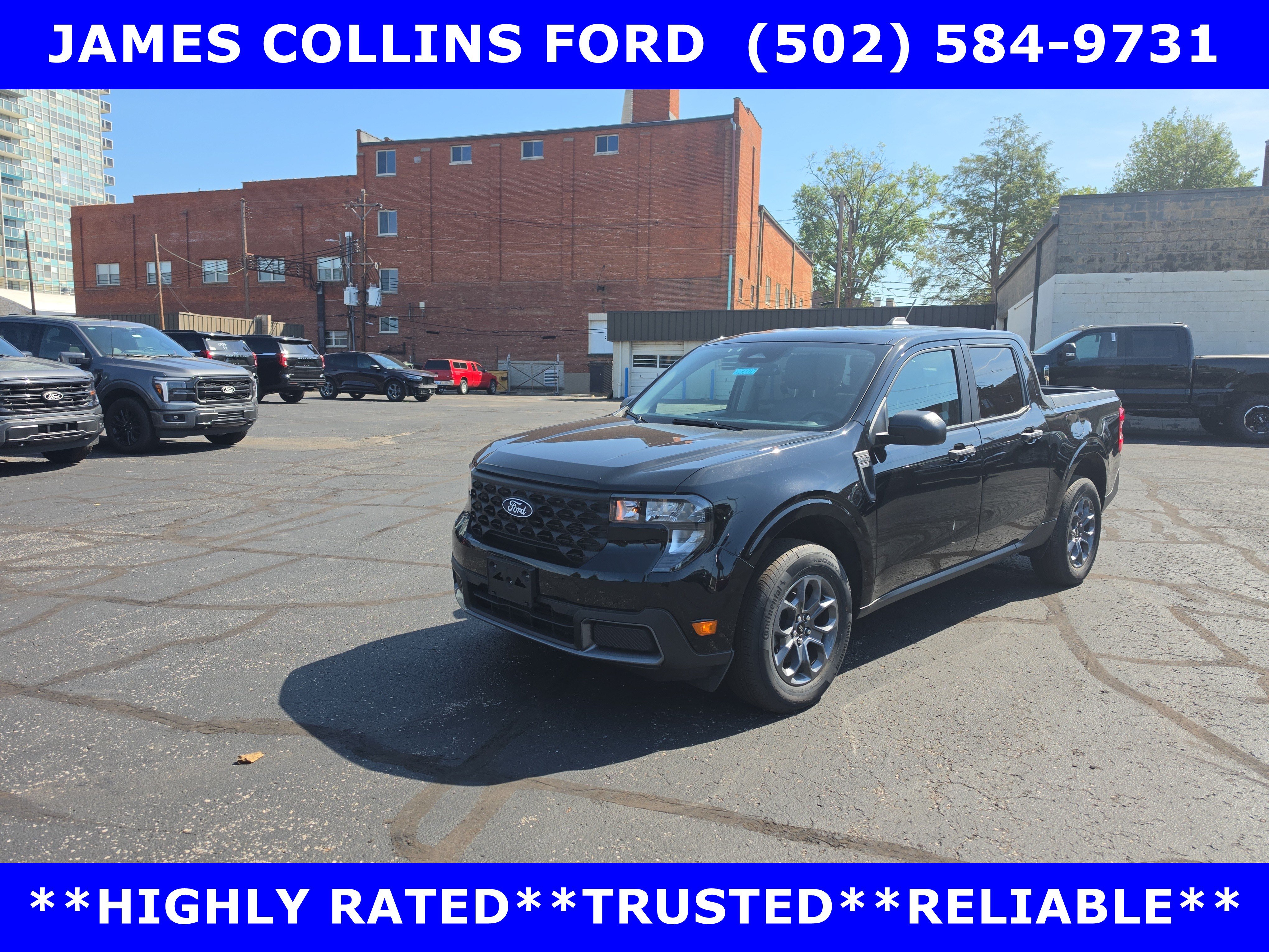 Used 2025 Ford Maverick XLT FWD image 2