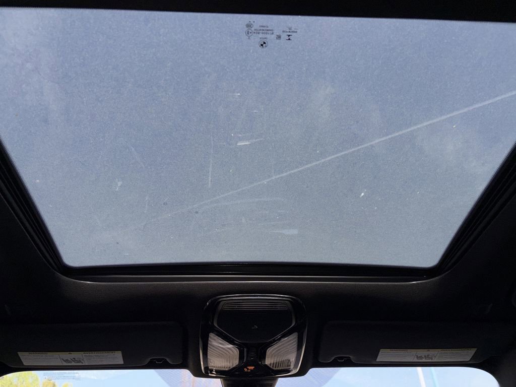 Used 2021 BMW 330e xDrive w/ Premium Package image 20