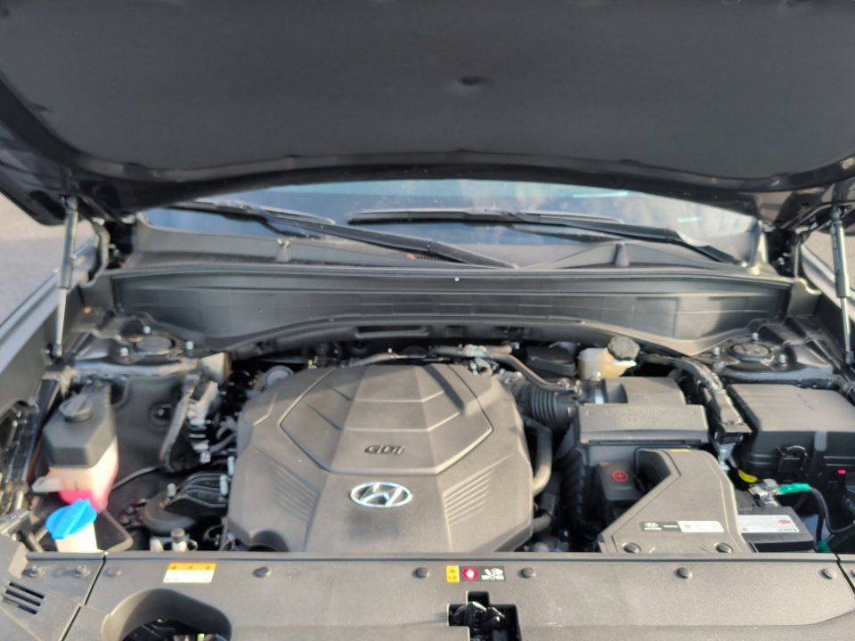 Used 2023 Hyundai Palisade Calligraphy image 16