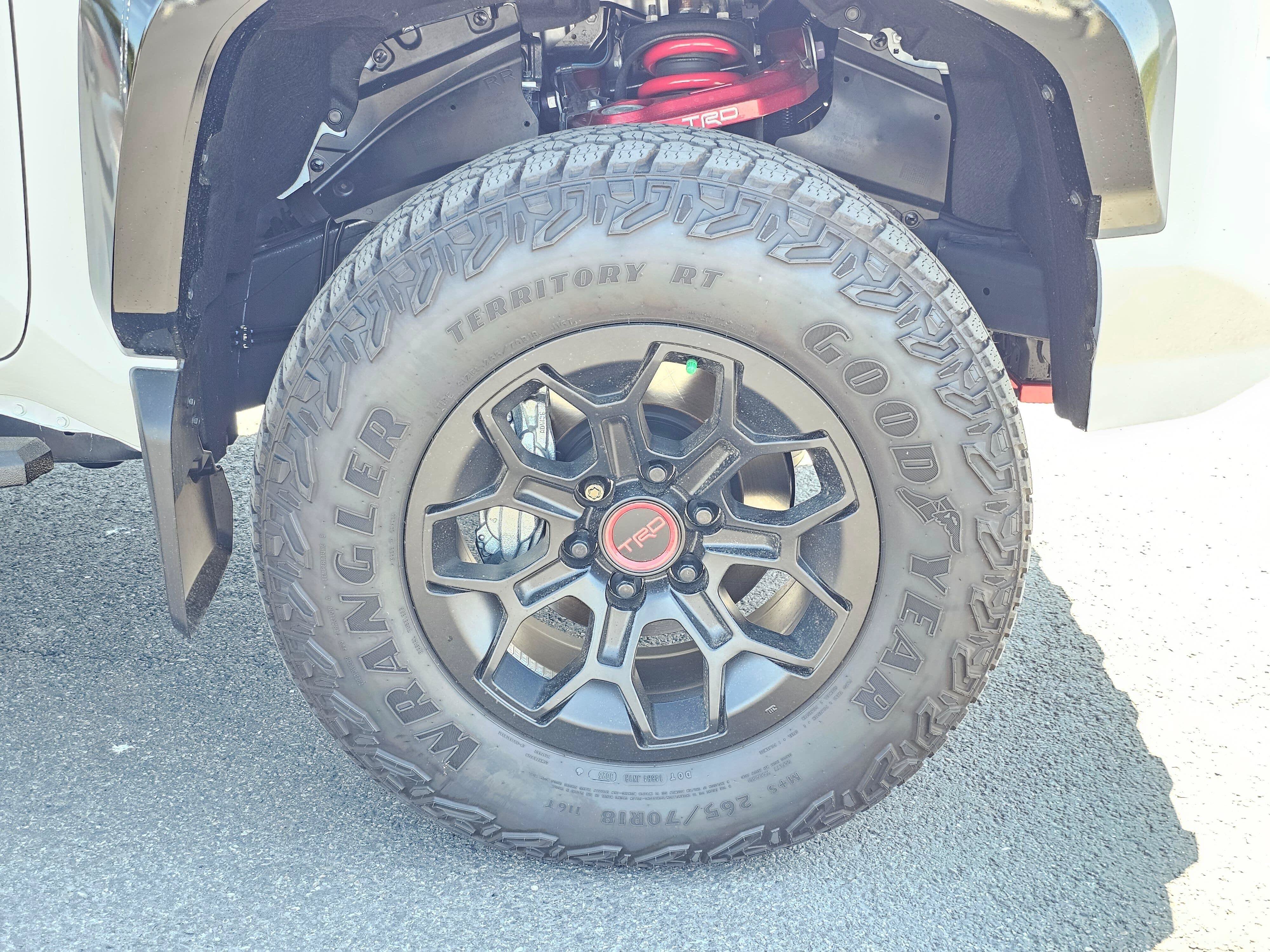 Used 2025 Toyota Tacoma TRD Pro AWD/4WD image 10