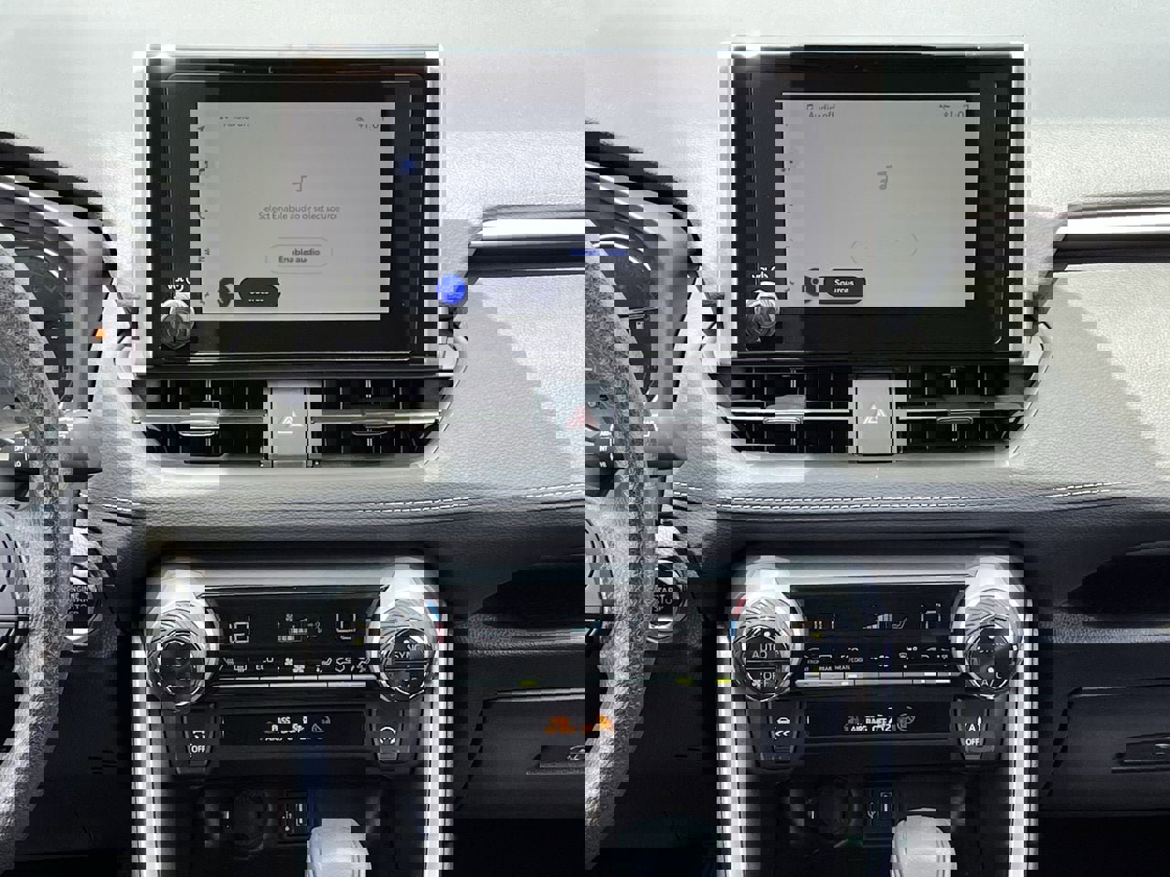 Used 2025 Toyota RAV4 XLE w/ Convenience Package FWD image 15