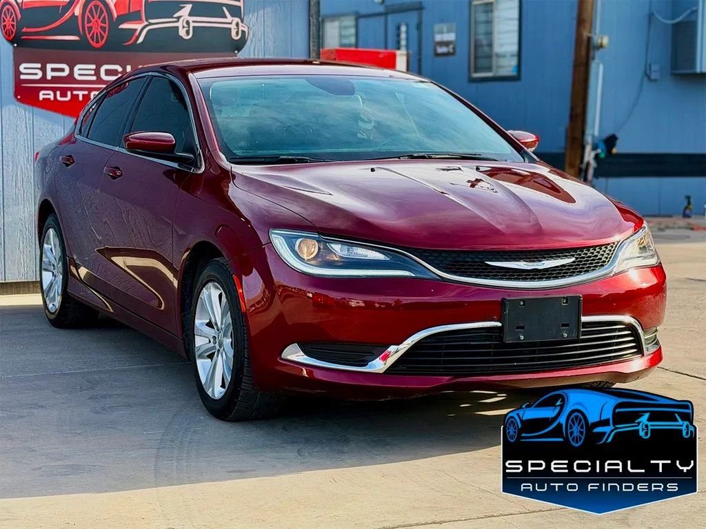 Used 2015 Chrysler 200 Limited w/ Convenience Group FWD image 3
