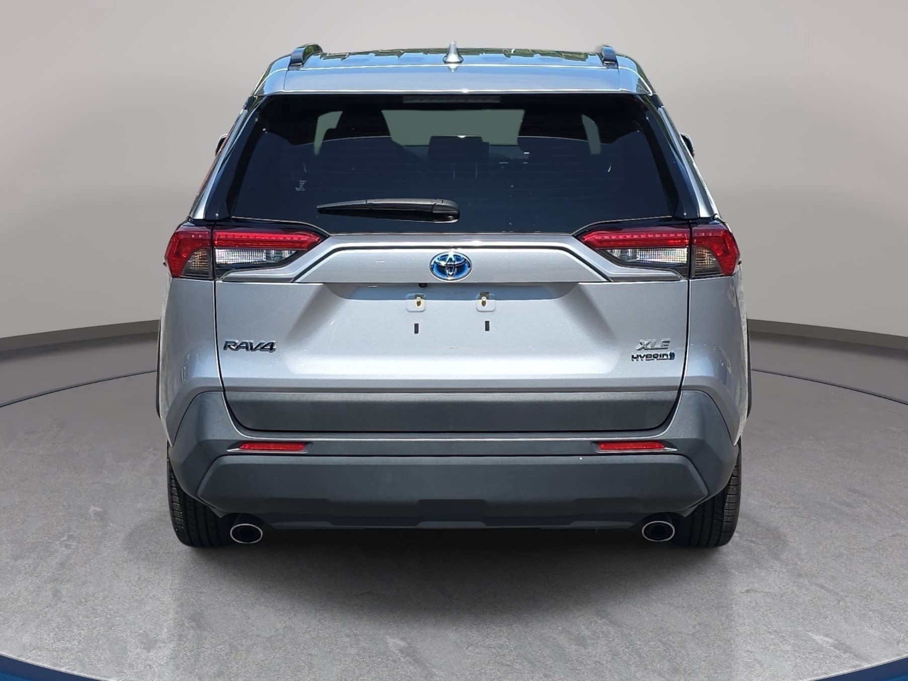 Used 2024 Toyota RAV4 XLE Premium w/ Weather Package AWD/4WD image 6
