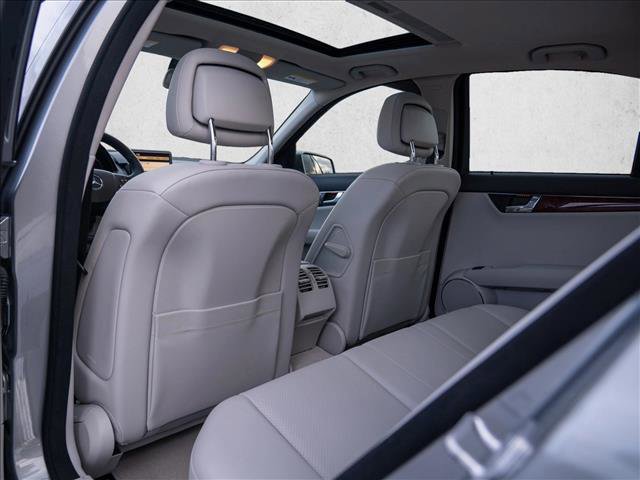 Used 2011 Mercedes-Benz C 300 4MATIC Sedan image 21