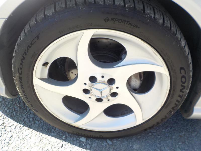 Used 2004 Mercedes-Benz SL 500 w/ AMG Sport Pkg image 25