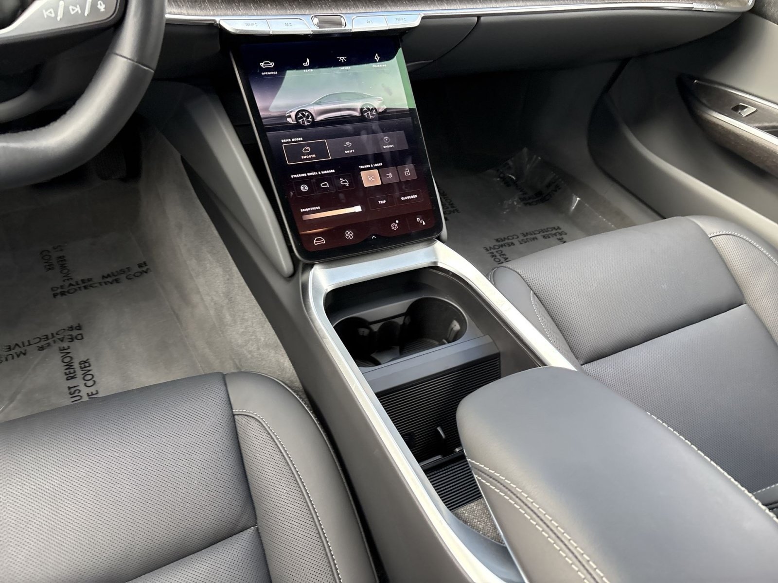 Used 2025 Lucid Air Touring AWD/4WD image 23