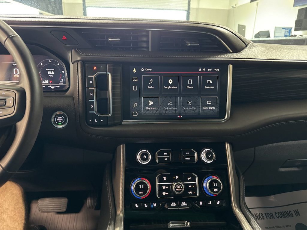 Used 2024 GMC Yukon Denali AWD/4WD image 11