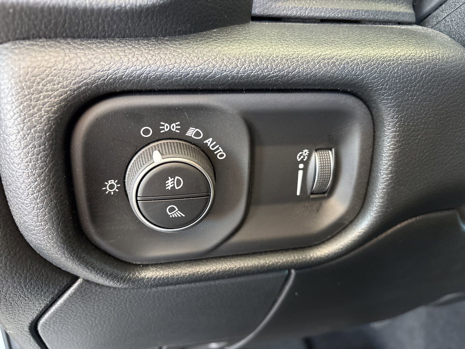 New 2026 RAM 2500 Tradesman image 12