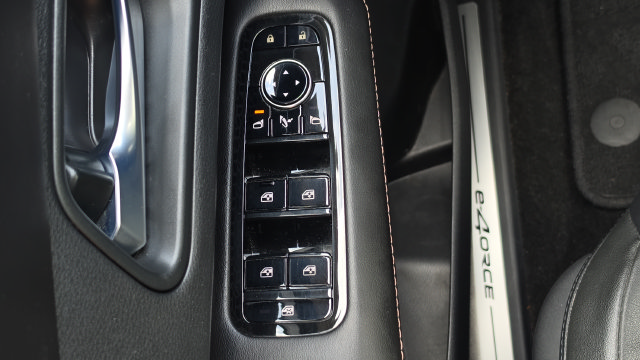 Used 2023 Nissan Ariya AWD image 14