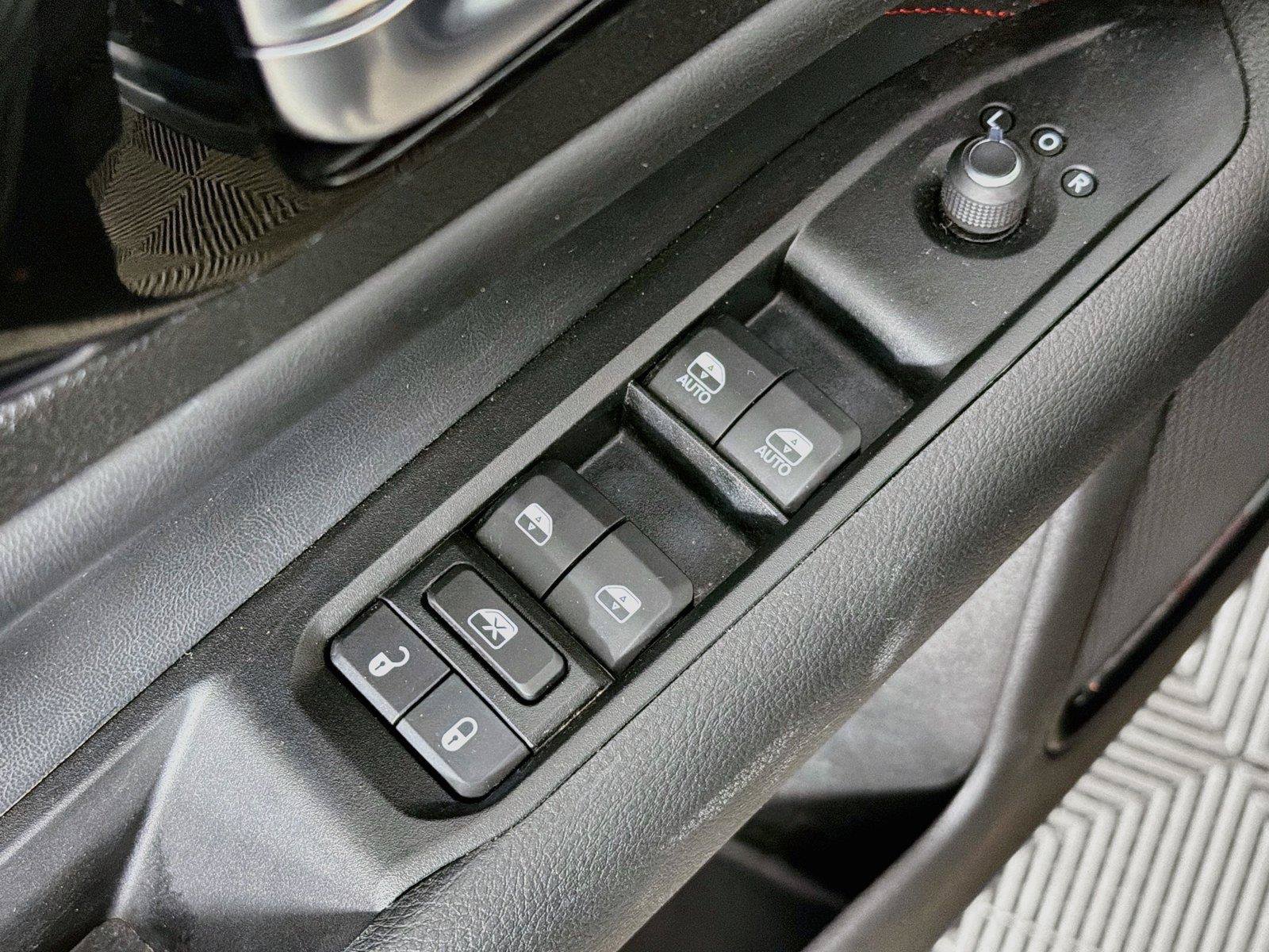 Used 2022 Jeep Compass Trailhawk AWD/4WD image 23