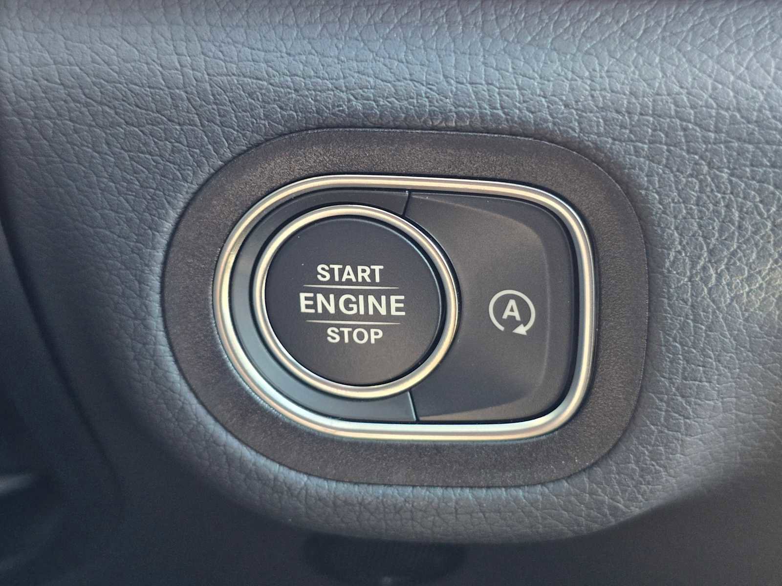 Used 2026 Mercedes-Benz GLS 450 4MATIC image 36