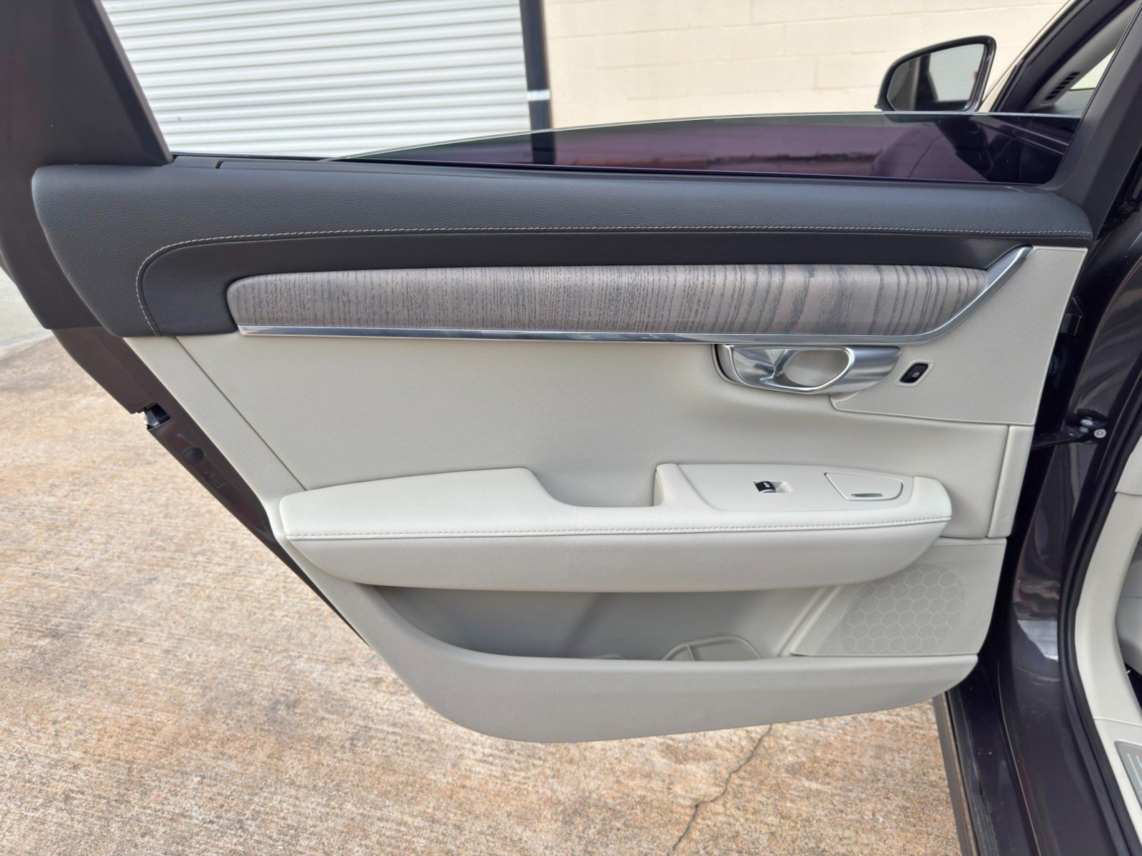 Used 2023 Volvo S90 B6 Ultimate w/ Protection Package Premier AWD/4WD image 42