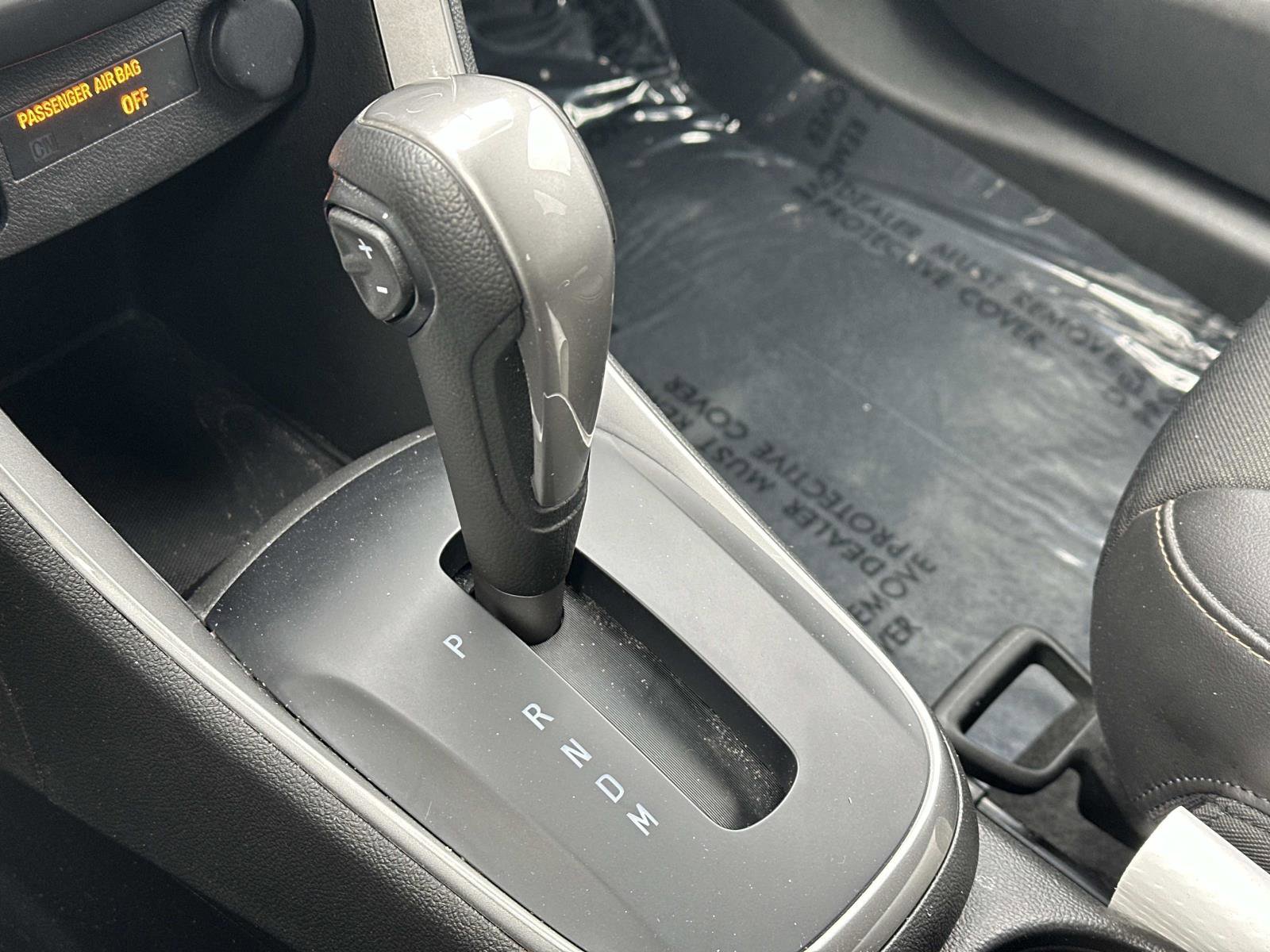 Certified 2022 Chevrolet Trax LT w/ LT Convenience Package image 30