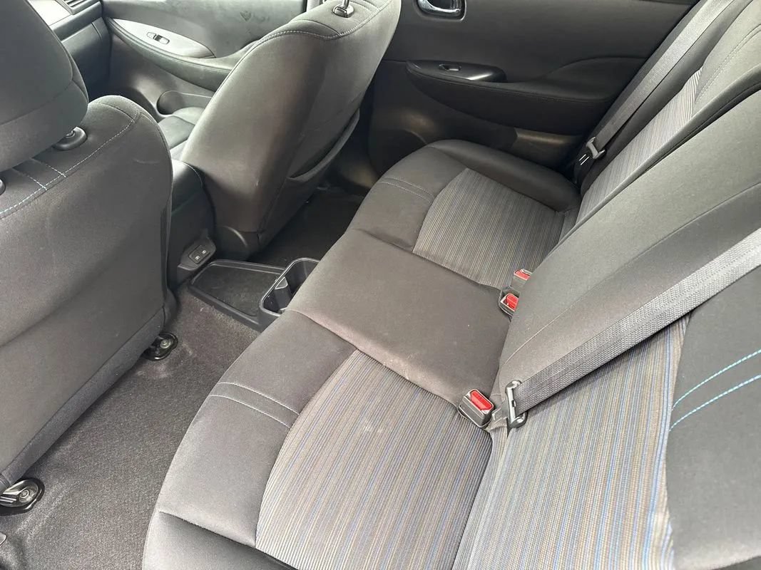 Used 2025 Nissan Leaf S FWD image 20