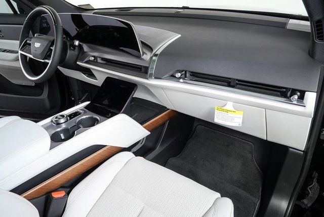 New 2026 Cadillac Vistiq Luxury image 23