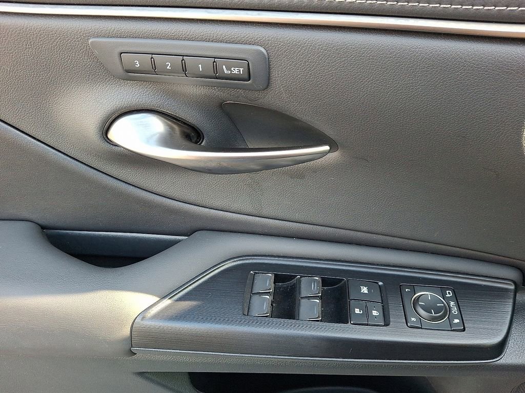 Used 2021 Lexus ES 350 w/ Premium Package image 13