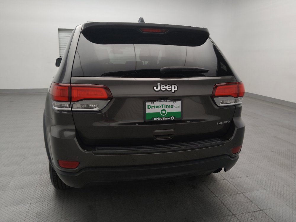 Used 2020 Jeep Grand Cherokee Laredo RWD image 6