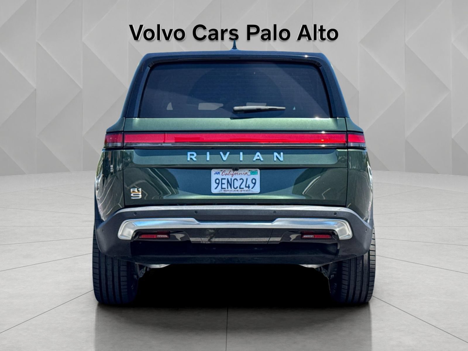 Used 2022 Rivian R1S Launch Edition AWD/4WD image 9