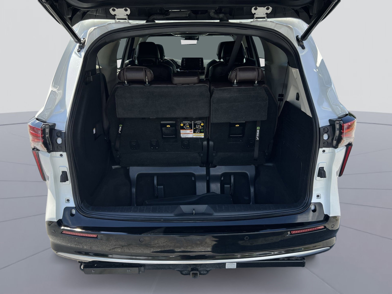 Used 2021 Toyota Sienna Platinum AWD/4WD image 27