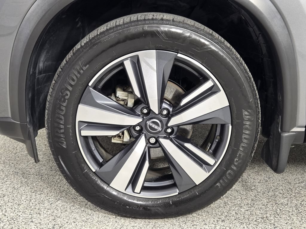 Used 2023 Nissan Rogue SL FWD image 13