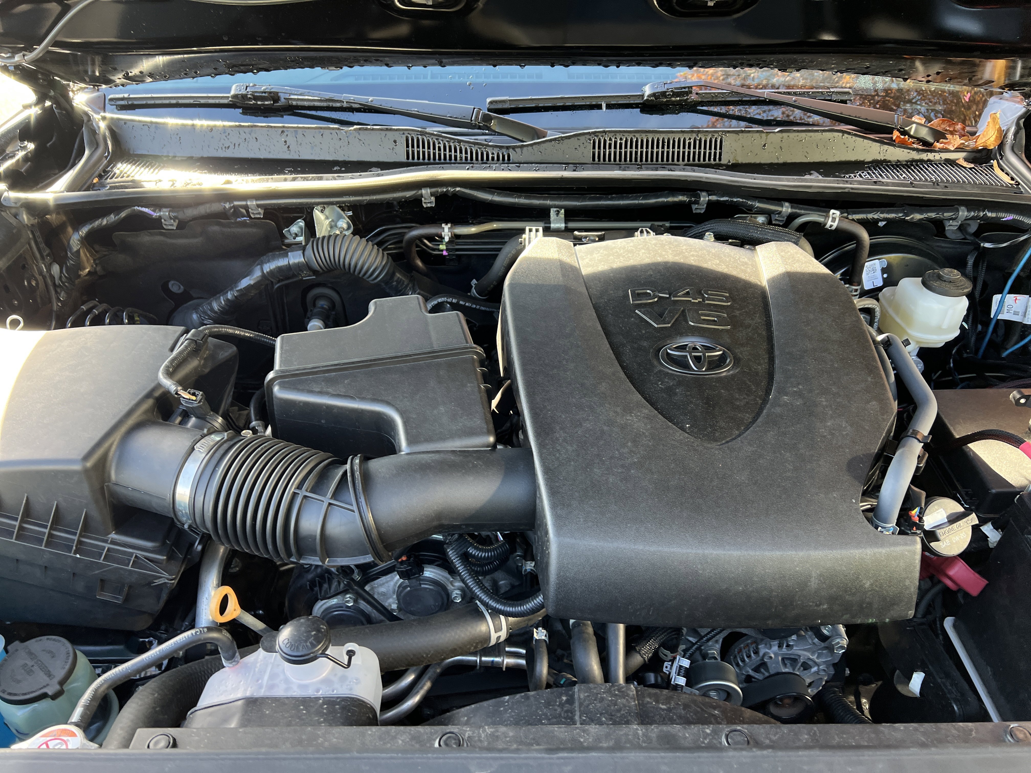 Used 2023 Toyota Tacoma SR image 33