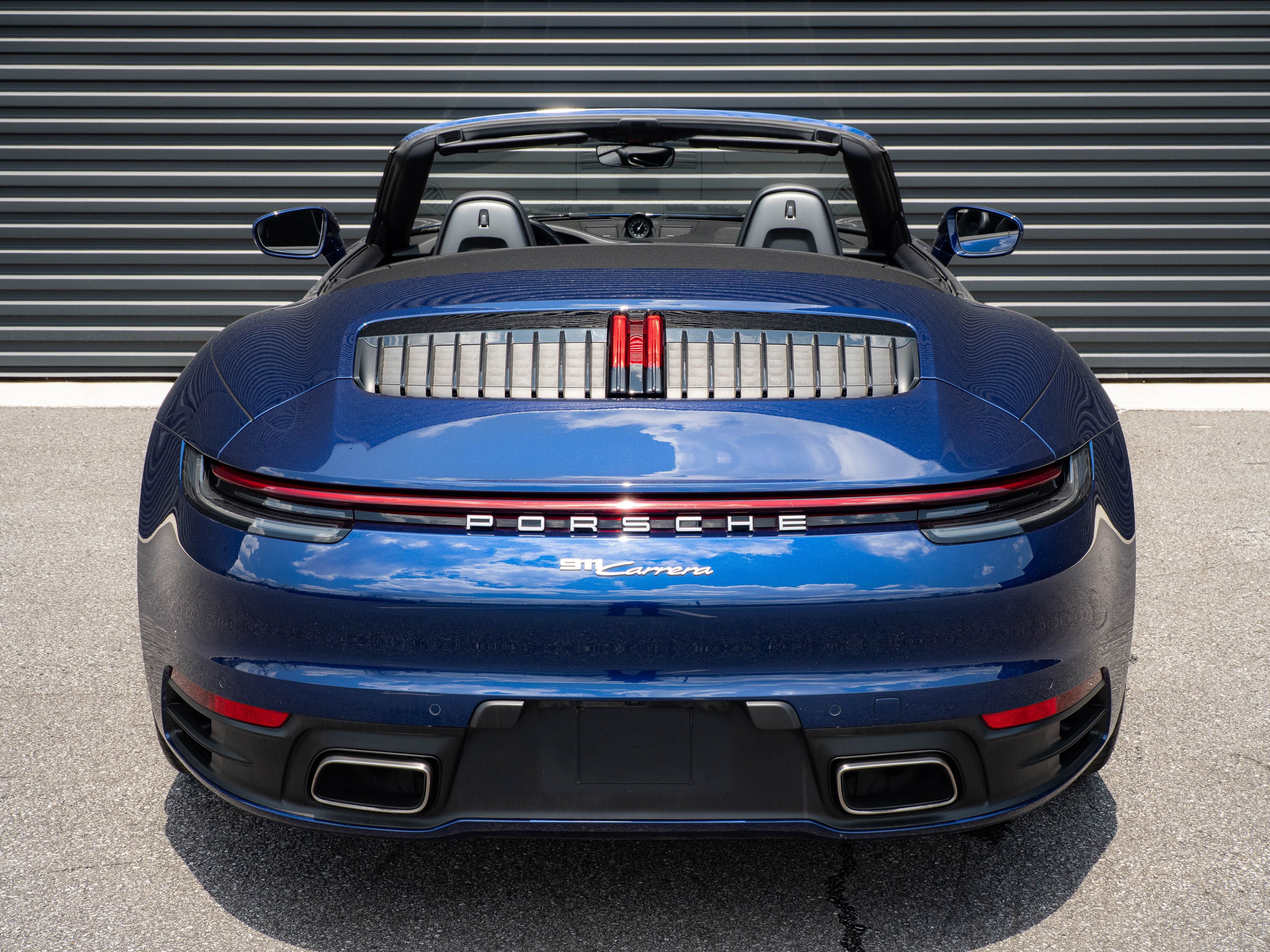 Used 2022 Porsche 911 Carrera RWD image 25