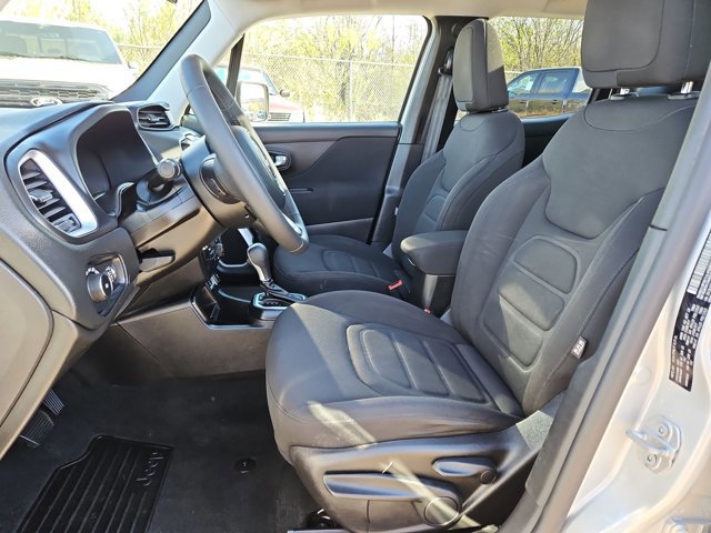 Used 2021 Jeep Renegade Latitude w/ Sun & Sound Group image 14