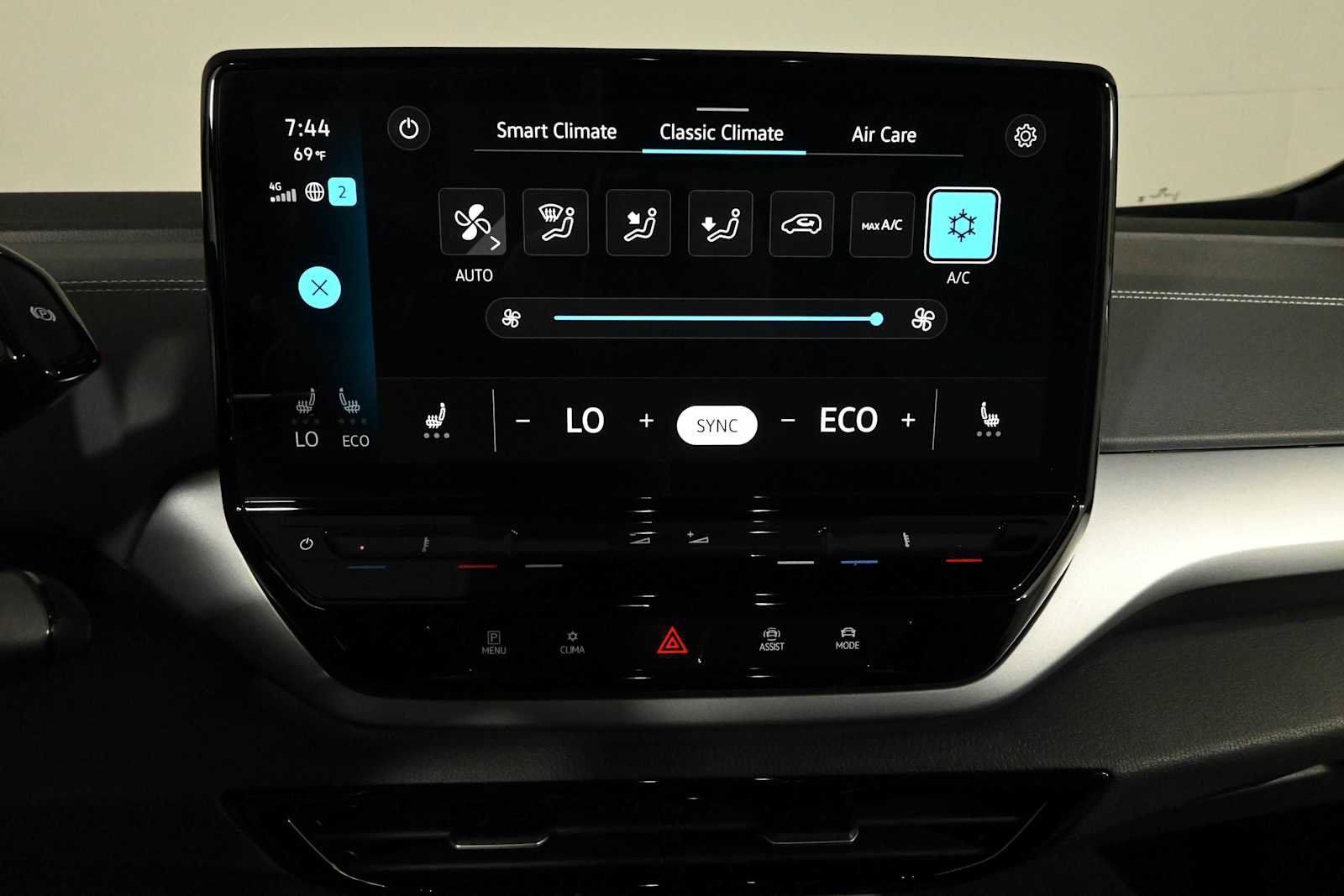 Certified 2023 Volkswagen ID.4 Pro RWD image 24