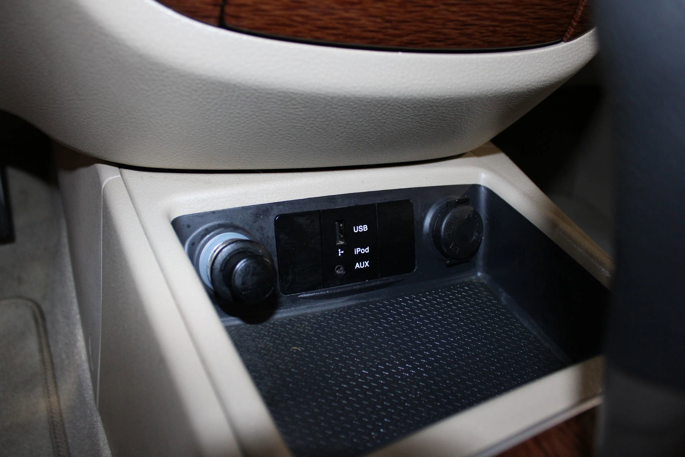 Used 2009 Hyundai Santa Fe GLS FWD image 15