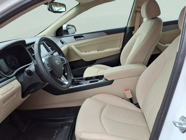 Used 2019 Hyundai Sonata SEL w/ Winter Weather Package FWD image 12