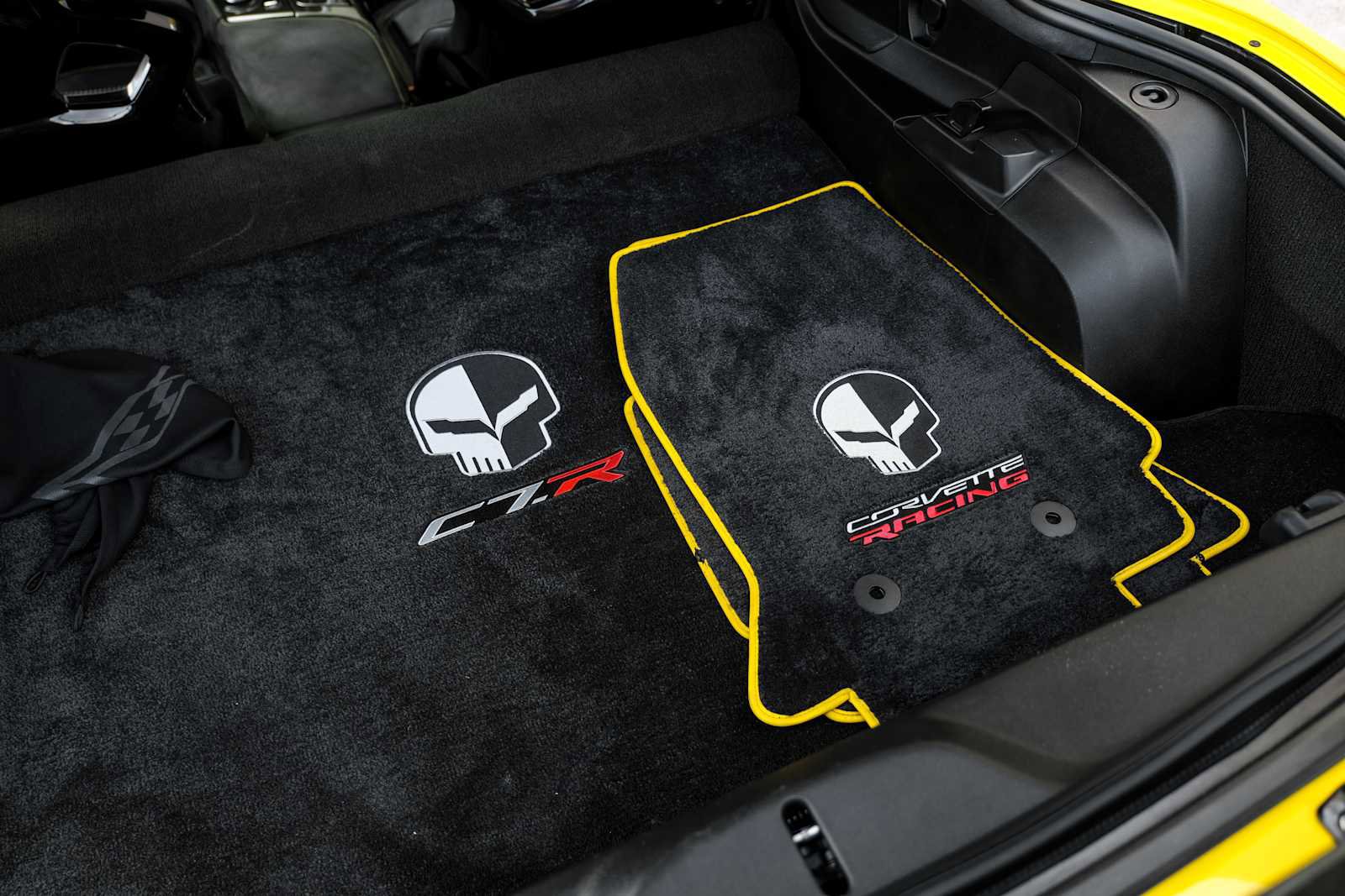 Used 2015 Chevrolet Corvette Z06 w/ 3LZ Preferred Equipment Group image 67