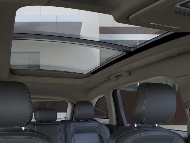 New 2025 Lincoln Nautilus Premier w/ Equipment Group 102A image 22