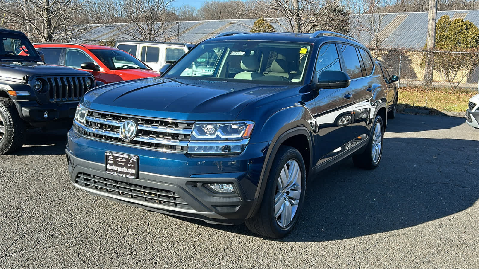 Used 2019 Volkswagen Atlas SE w/ Towing Package image 3