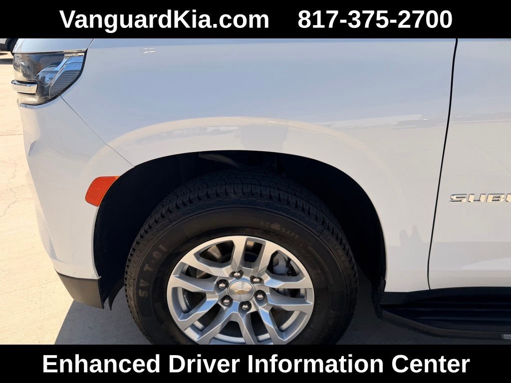 Used 2024 Chevrolet Suburban LT image 9