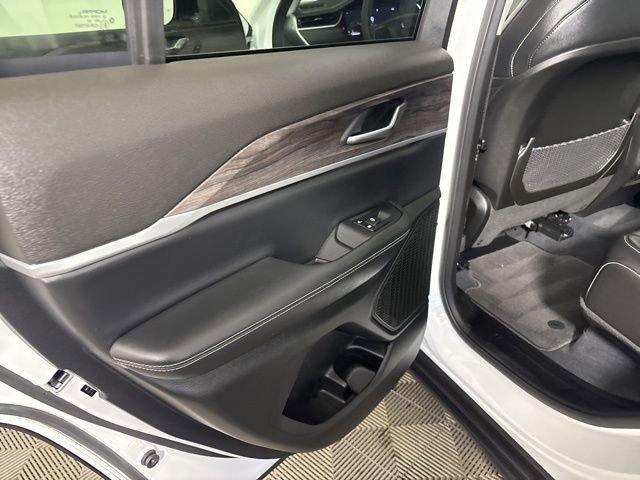 Certified 2023 Jeep Grand Cherokee Limited image 25