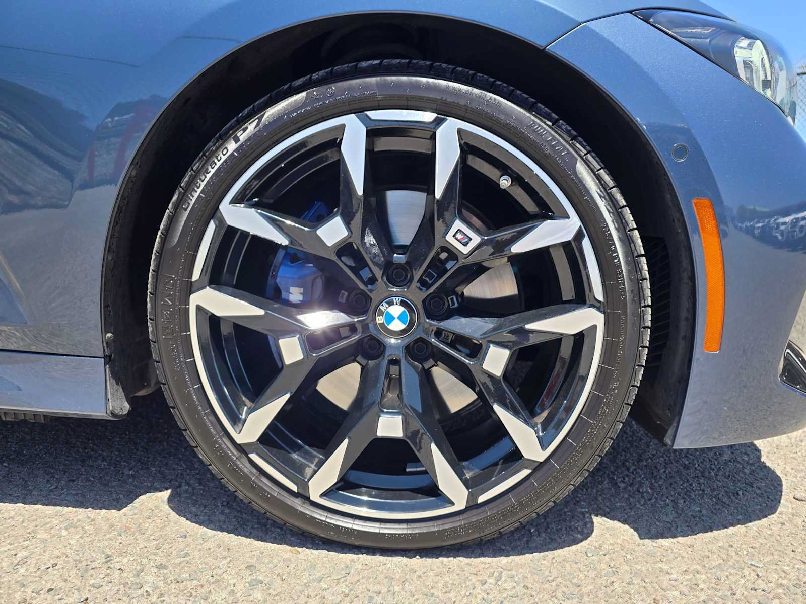 Used 2025 BMW M340i w/ Parking Assistance Package RWD image 9