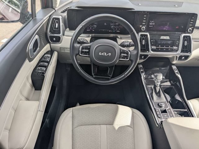 Used 2023 Kia Sorento SX FWD image 19