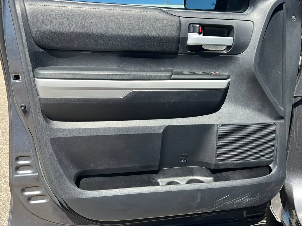 Used 2018 Toyota Tundra SR5 w/ SR5 Upgrade Package RWD image 19