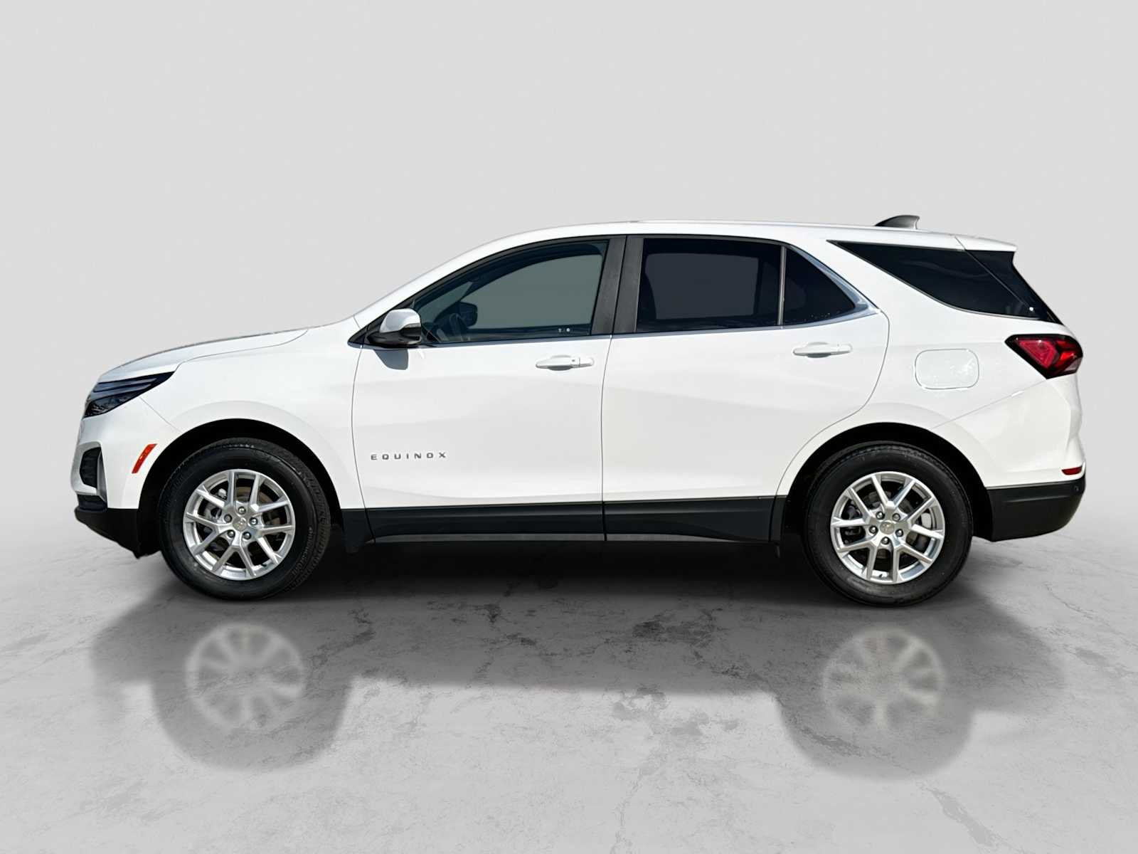 Used 2022 Chevrolet Equinox LT AWD/4WD image 3