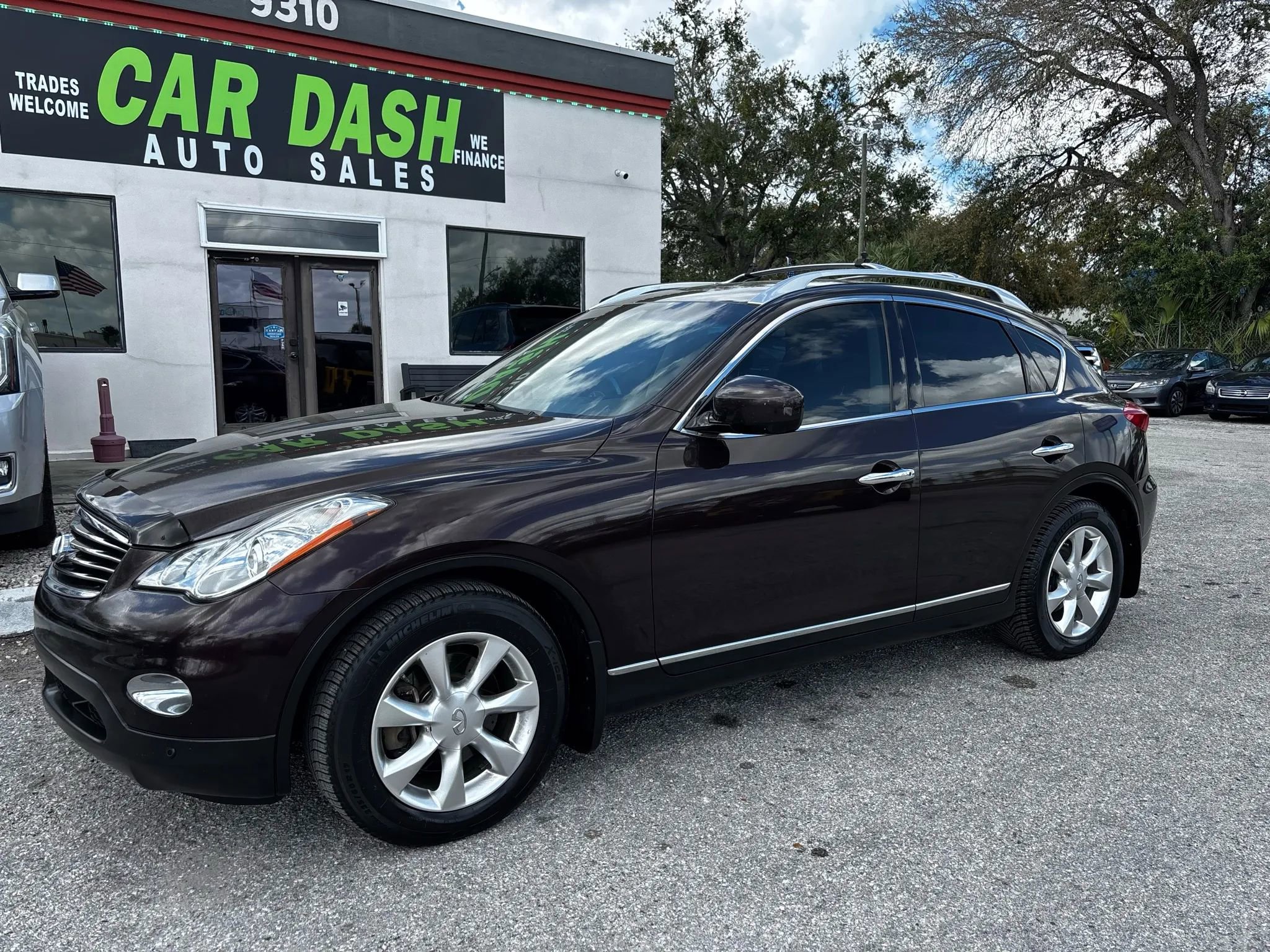 Used 2010 INFINITI EX35 Journey w/ Technology Pkg AWD/4WD image 5