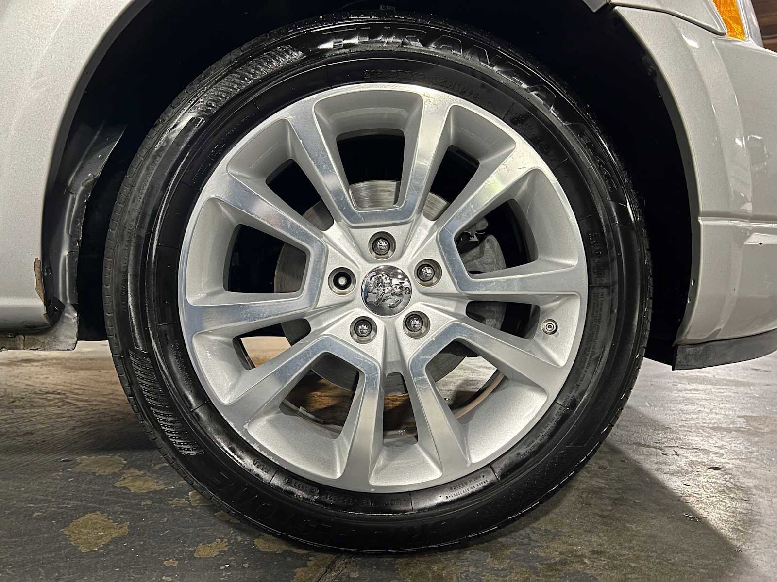 Used 2010 Dodge Caliber Heat w/ Premium Sound Group FWD image 9