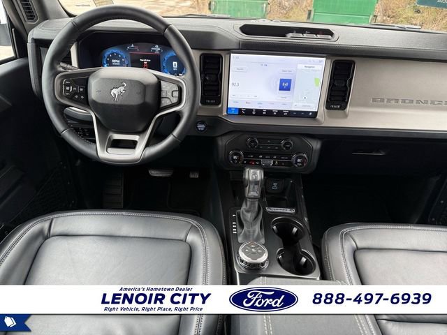 Used 2025 Ford Bronco Outer Banks image 15