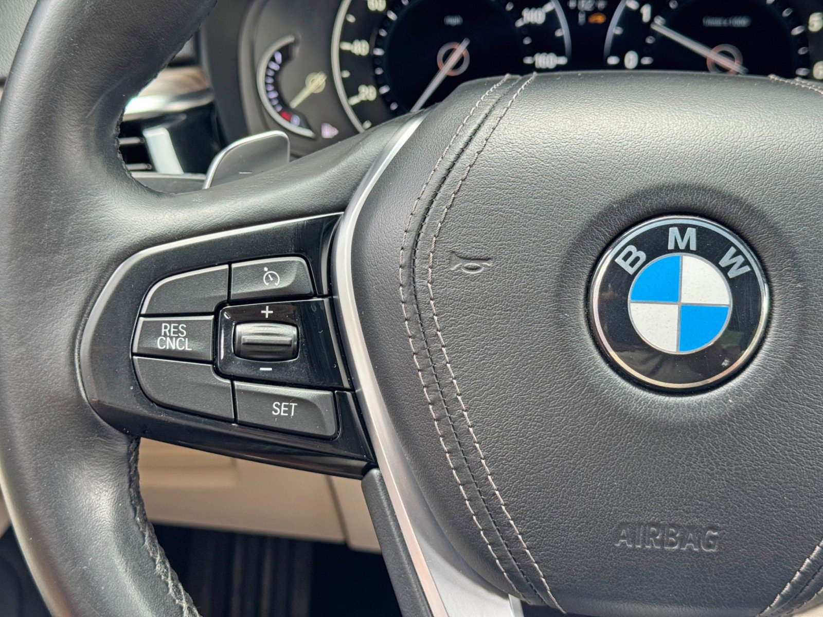 Used 2017 BMW 530i RWD image 21