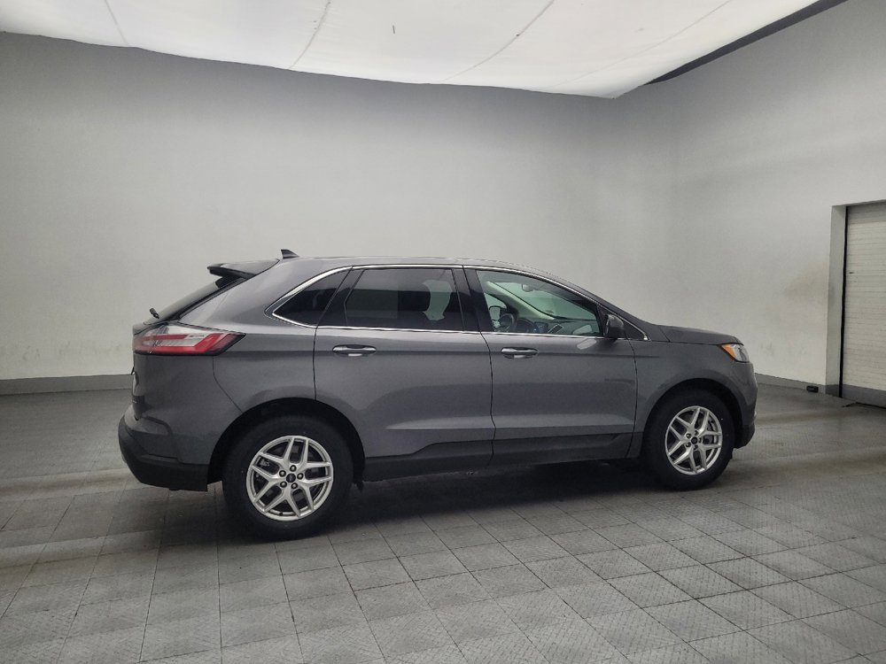 Used 2024 Ford Edge SEL image 10