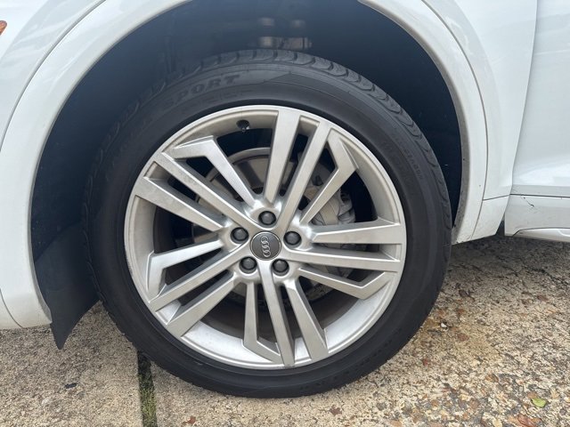 Used 2019 Audi Q5 2.0T Premium Plus w/ Premium Plus Package image 32