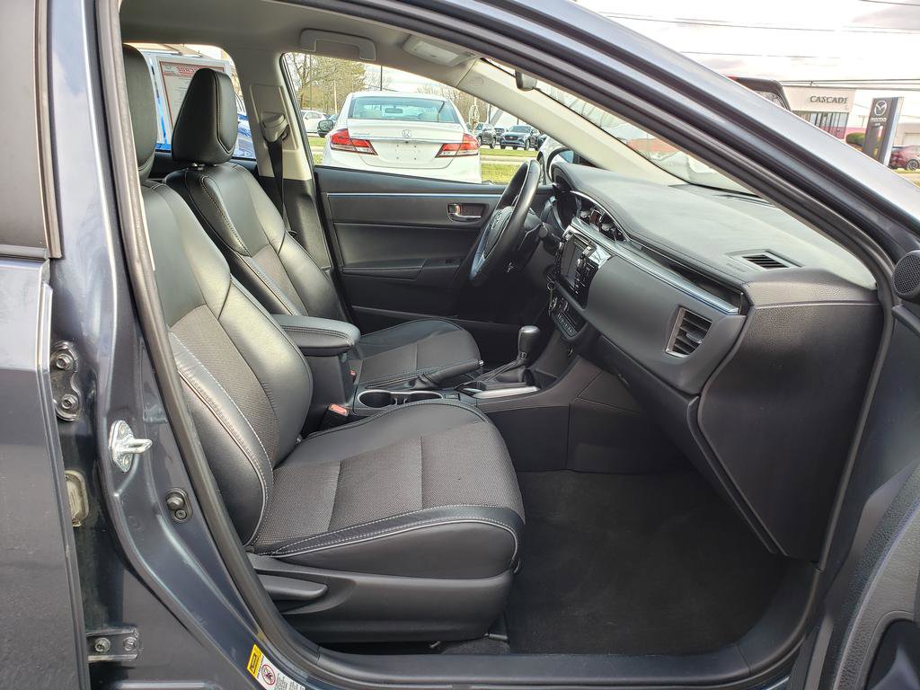 Used 2016 Toyota Corolla S Special Edition image 17