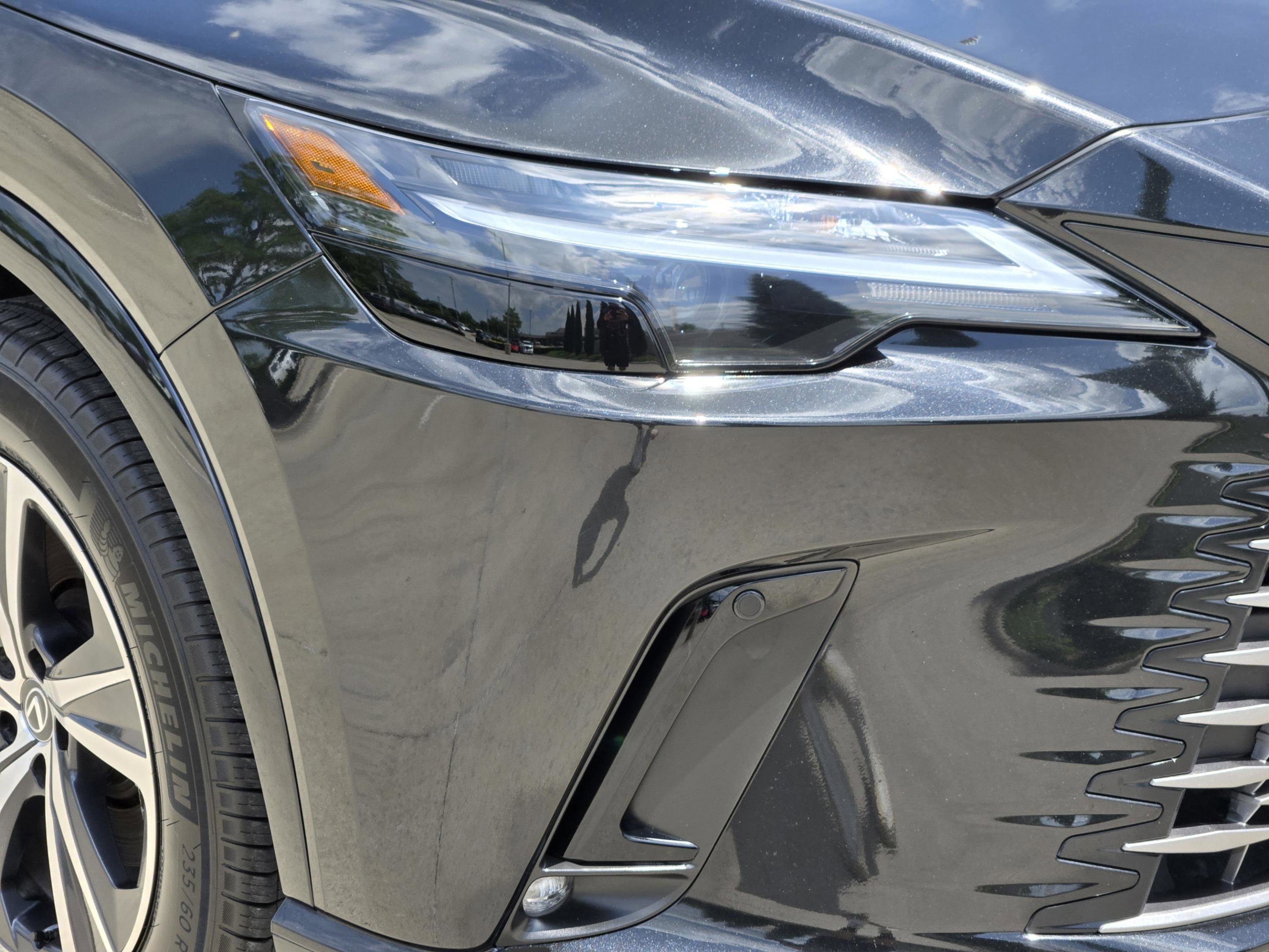 Used 2025 Lexus RX 350 Premium w/ Convenience Package FWD image 32