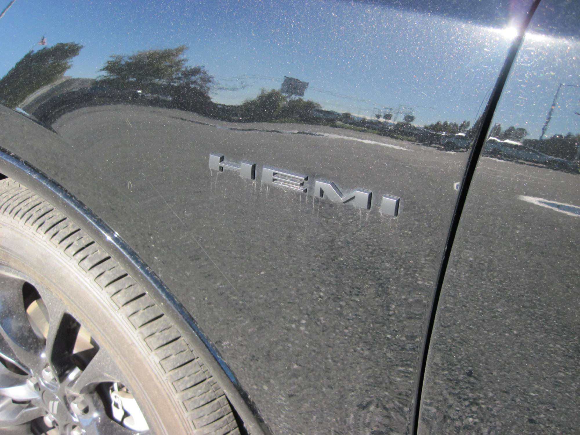 Used 2023 Dodge Durango R/T w/ Blacktop Package image 13