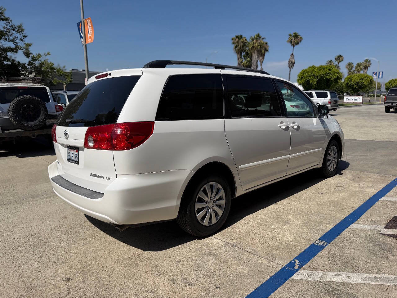 Used 2008 Toyota Sienna CE FWD image 11
