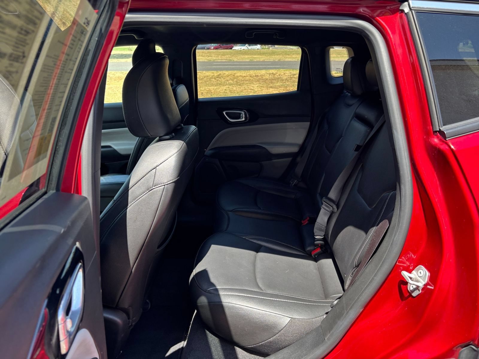 Used 2025 Jeep Compass Limited AWD/4WD image 26